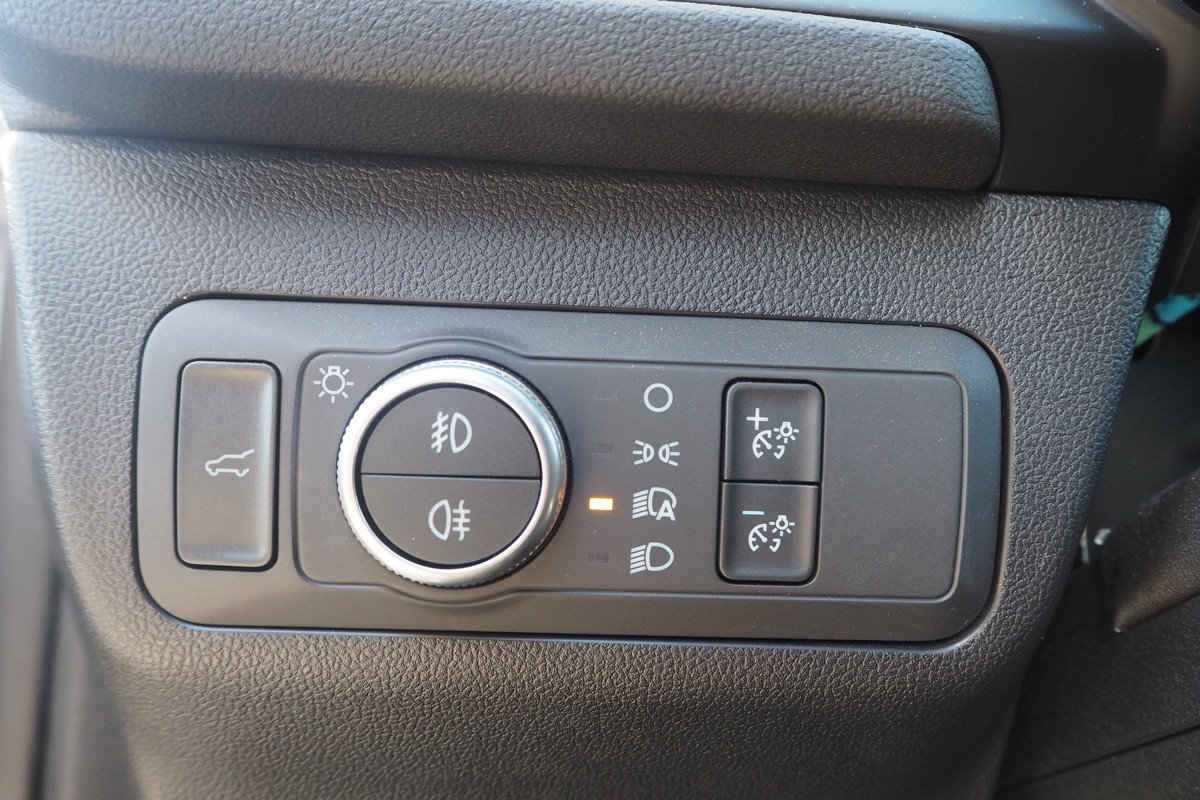 Prueba y opinión del Ford Kuga FHEV: consumo real, precio y sensaciones del hibrido