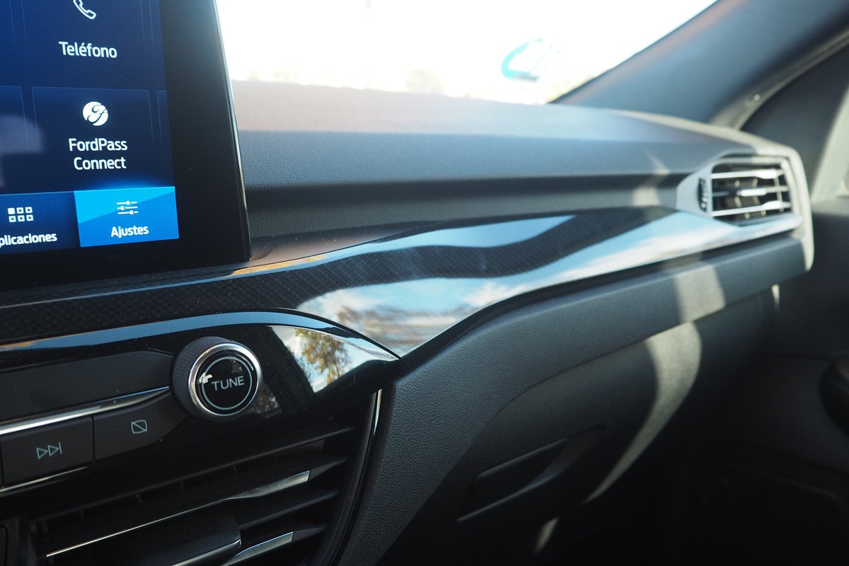 Prueba y opinión del Ford Kuga FHEV: consumo real, precio y sensaciones del hibrido