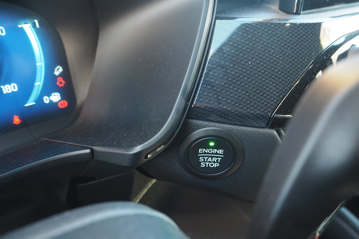 Prueba y opinión del Ford Kuga FHEV: consumo real, precio y sensaciones del hibrido
