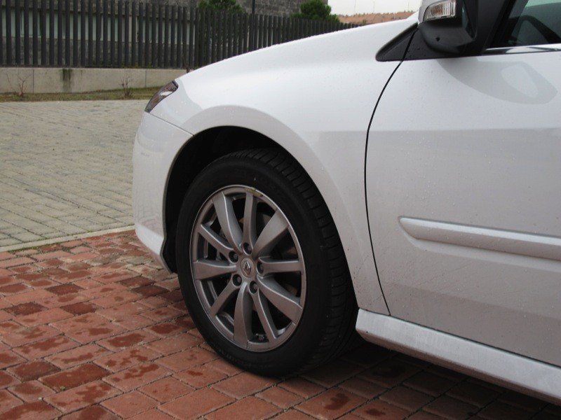 Comprar coche: Renault Laguna Diesel, ¿cuál elegir?