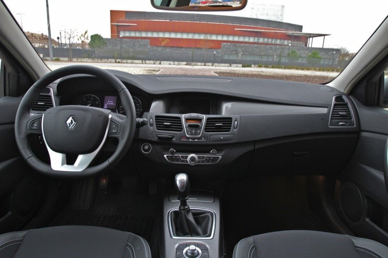 Comprar coche: Renault Laguna Diesel, ¿cuál elegir?