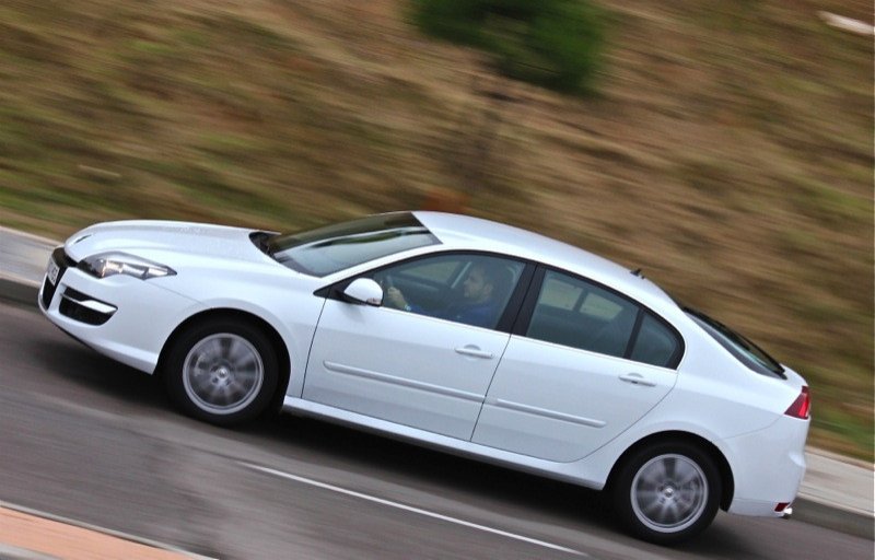 Comprar coche: Renault Laguna Diesel, ¿cuál elegir?