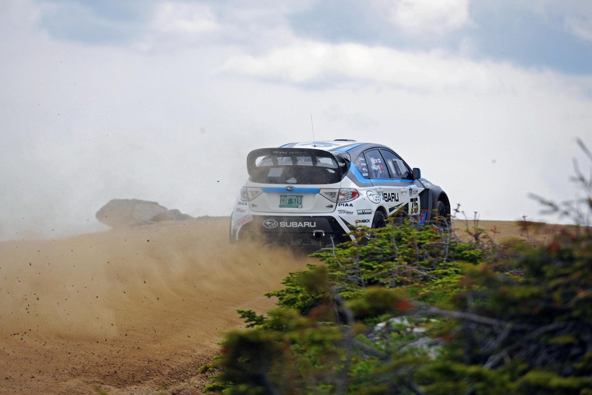 Video: Mark Higgins bate al récord de subida al Mount Washington con un Subaru
