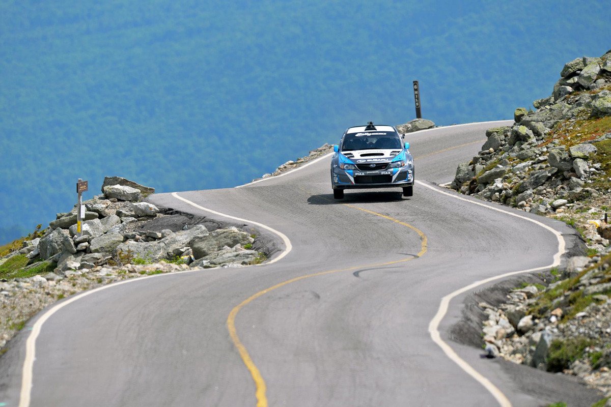 Video: Mark Higgins bate al récord de subida al Mount Washington con un Subaru
