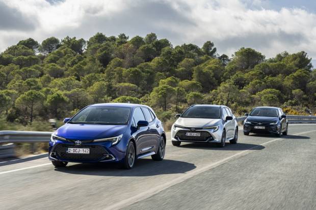 Prueba del nuevo Toyota Corolla 2023: más prestaciones, precio, financiación y renting