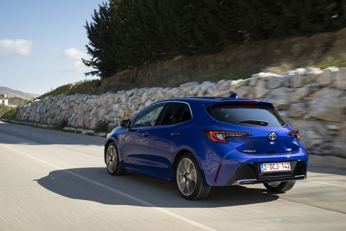Prueba del nuevo Toyota Corolla 2023: más prestaciones, precio, financiación y renting