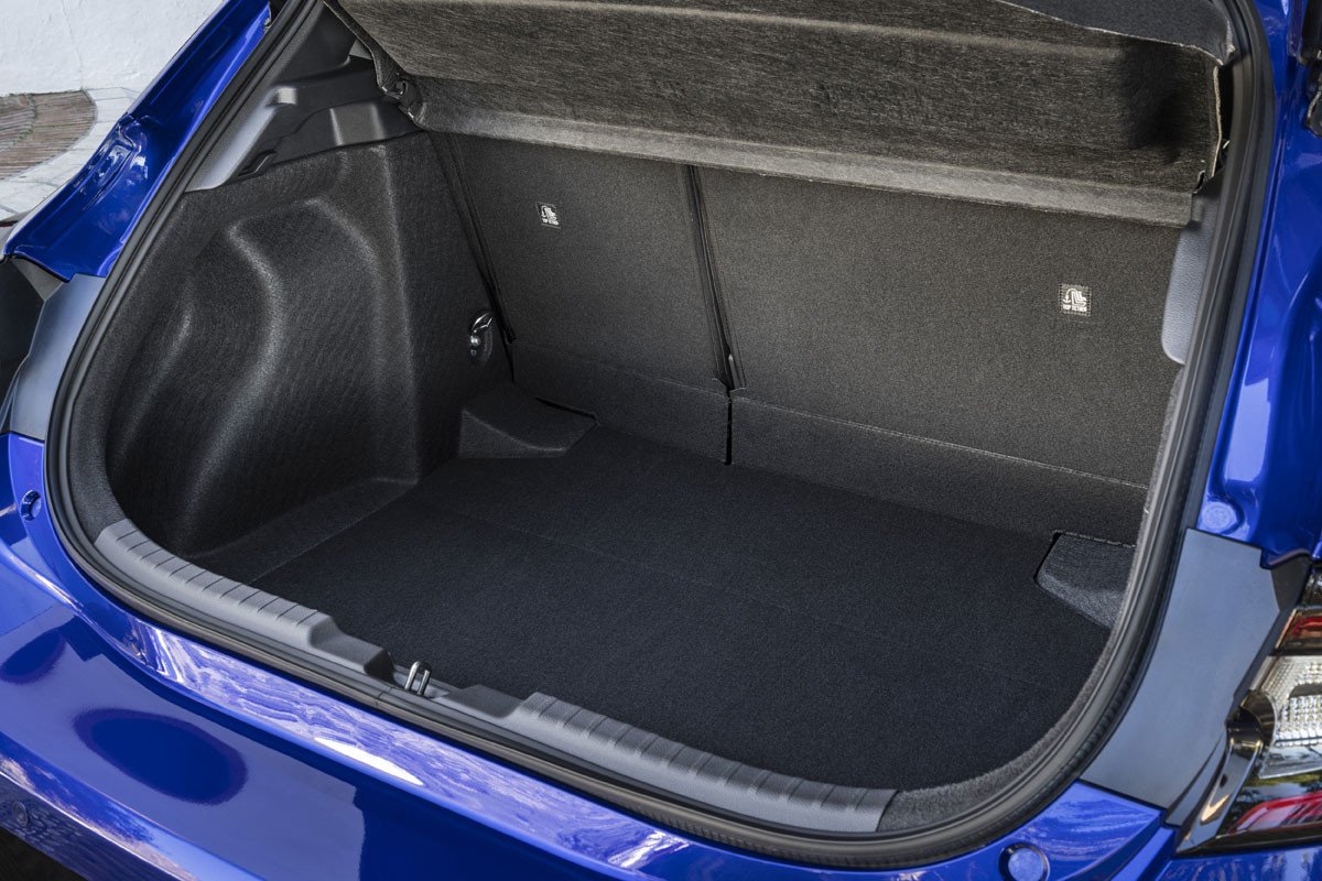 Prueba del nuevo Toyota Corolla 2023: más prestaciones, precio, financiación y renting