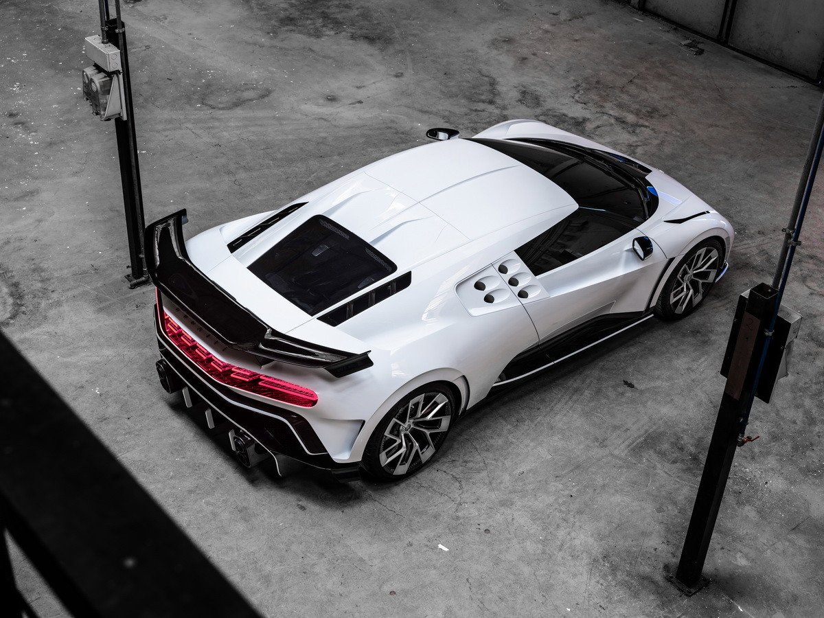 Bugatti Centodienci: casi 10 millones de euros para esta edición especial 