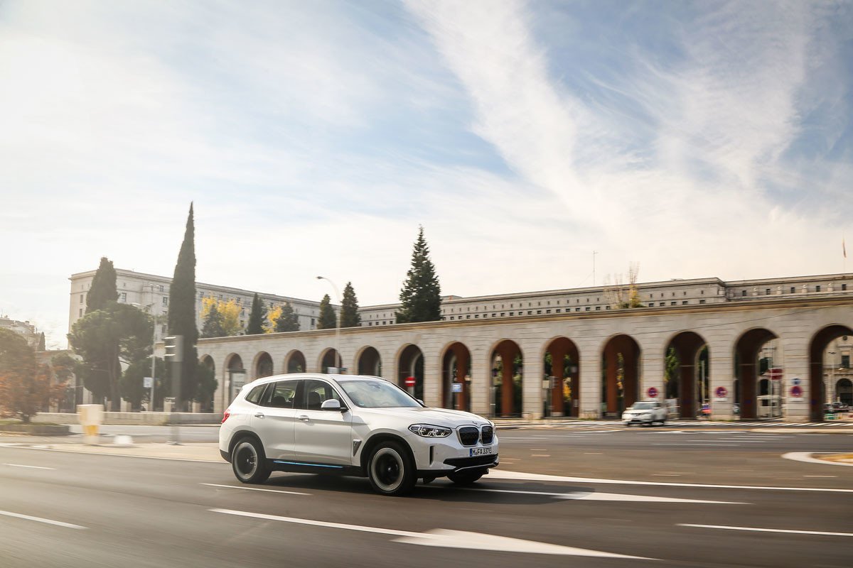 Prueba BMW iX3: Opinión, precio, prestaciones y autonomía