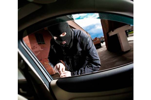 ¿Qué debes hacer si te roban el coche?