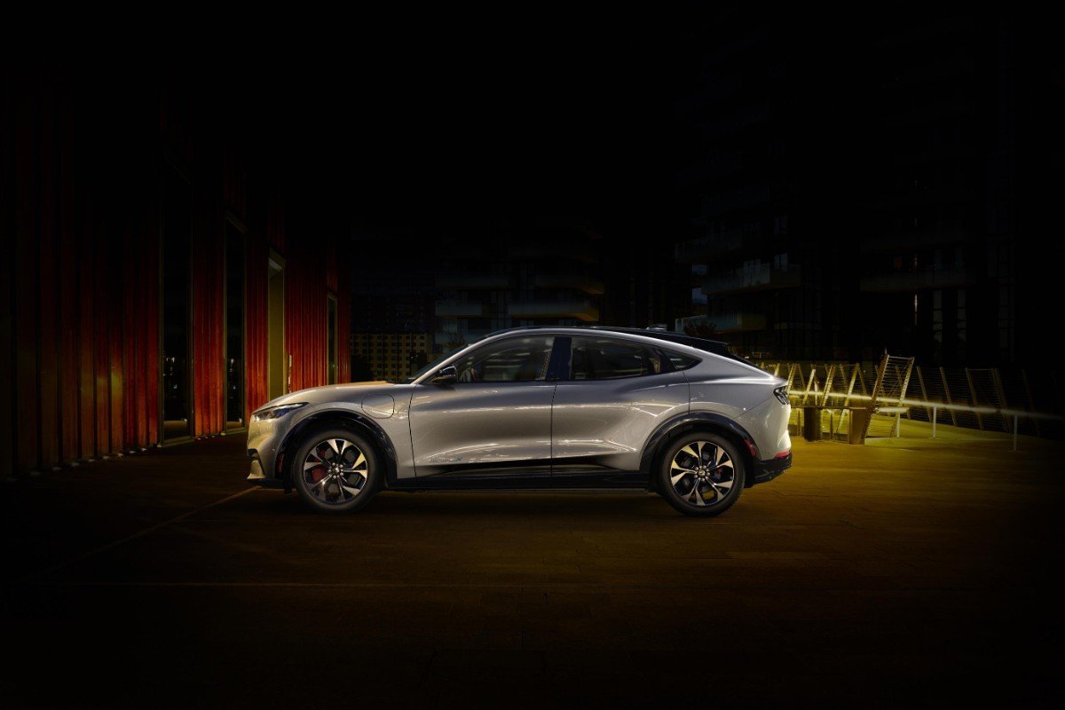 Ford Mustang Mach-E: hasta 465 CV de SUV eléctrico con espíritu de muscle car