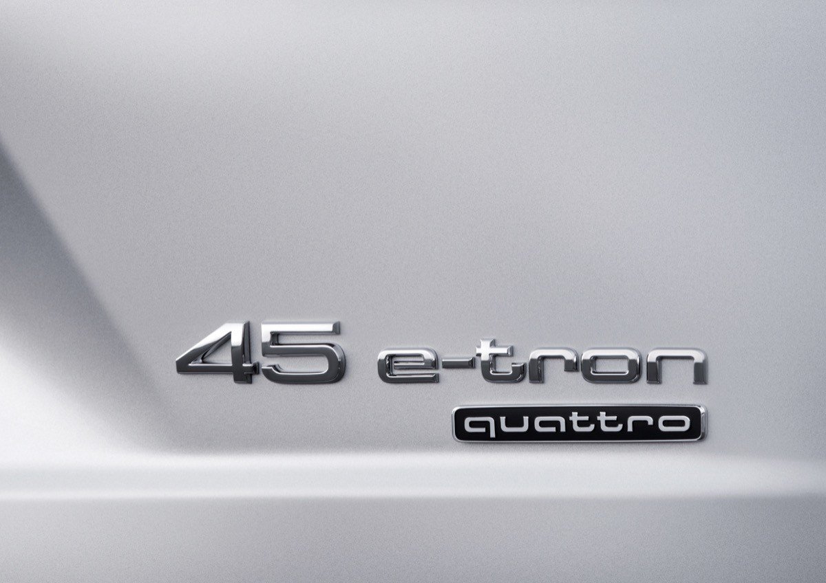 Audi Q7 e-tron 2.0 TFSI quattro: otro SUV híbrido de Audi, sólo para China