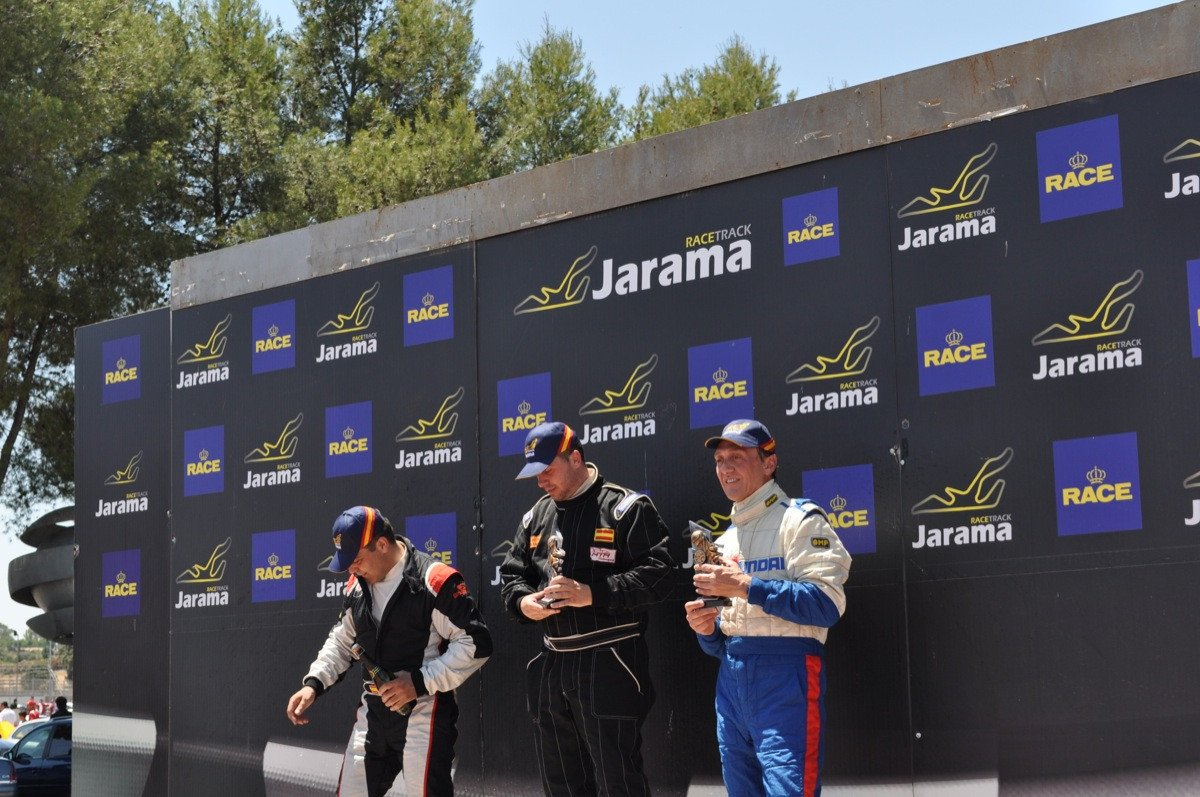 Trofeo RACE de Turismos: El equipo de Auto10 come back.