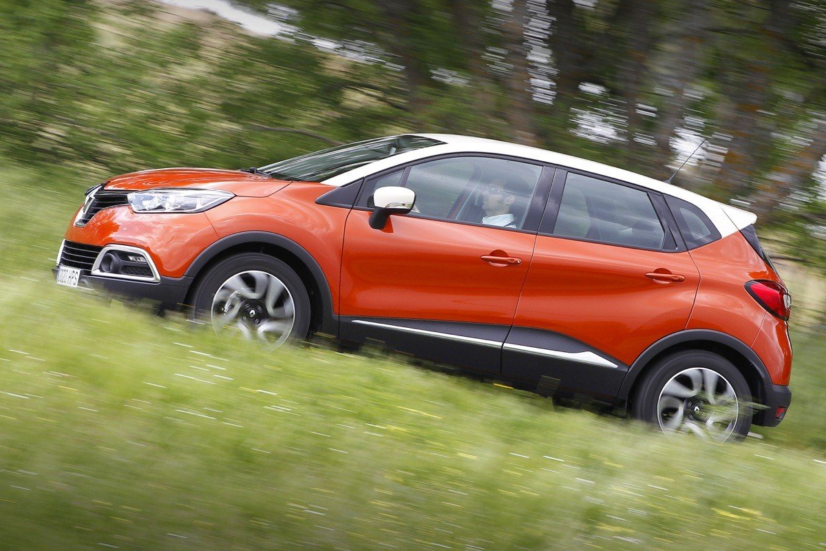 Peugeot 2008 contra Renault Captur