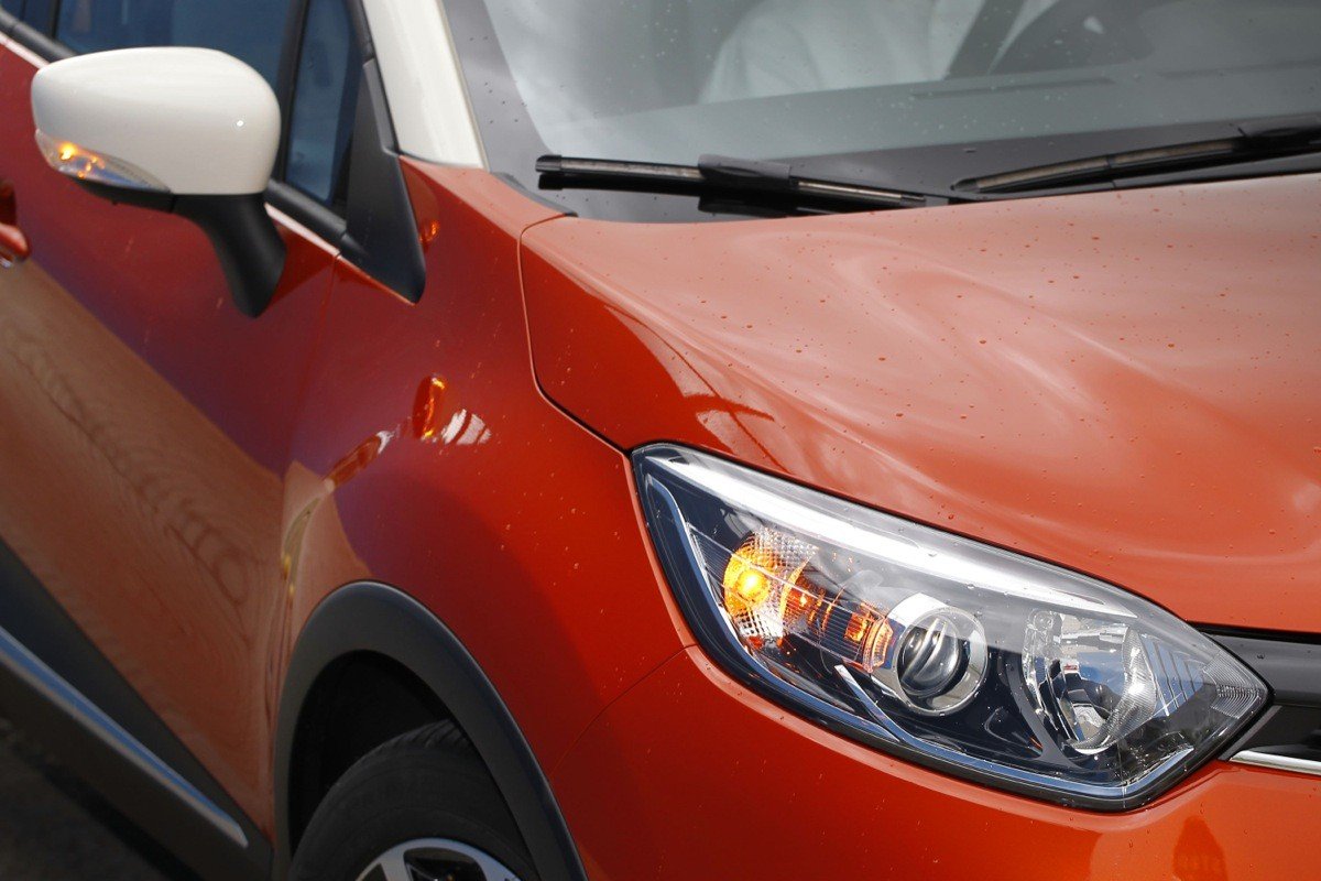 Peugeot 2008 contra Renault Captur