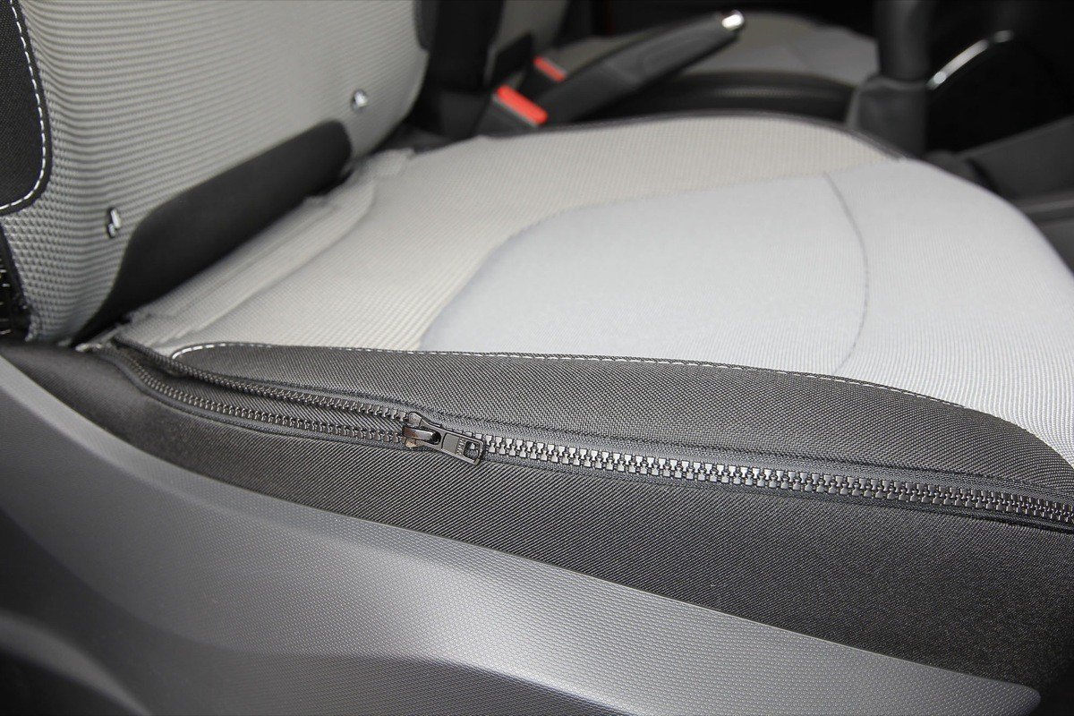 Peugeot 2008 contra Renault Captur
