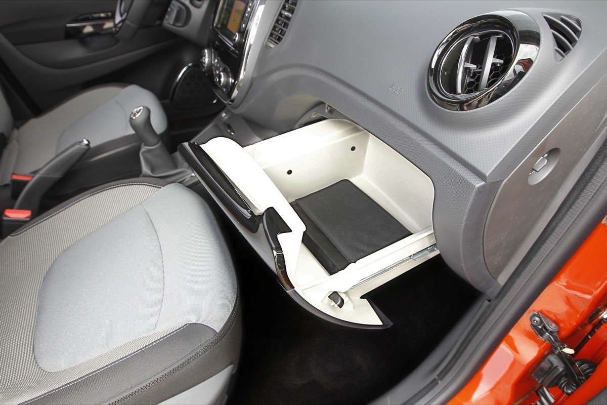 Peugeot 2008 contra Renault Captur