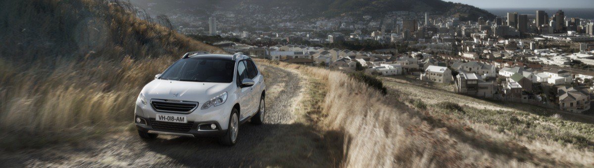 Peugeot 2008 contra Renault Captur