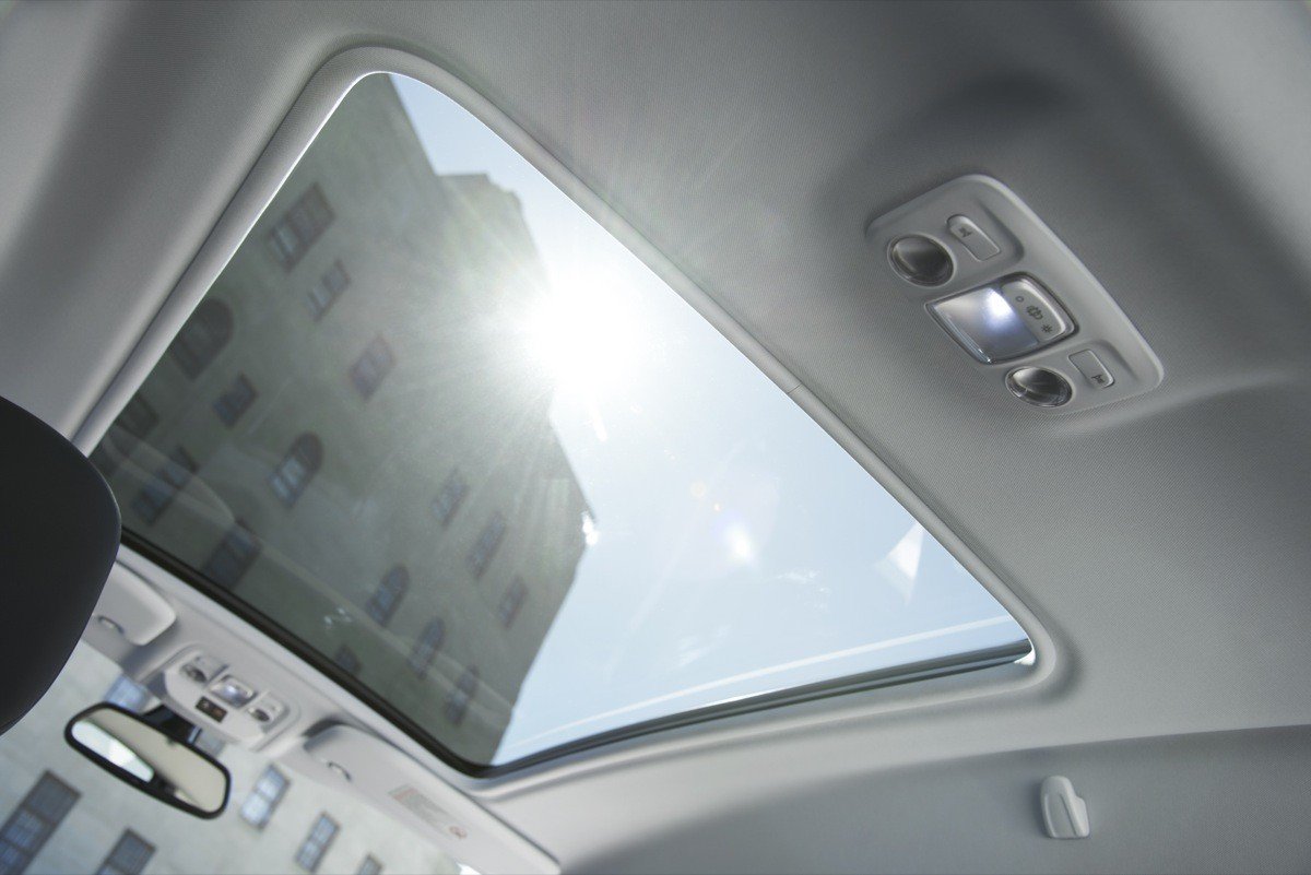 Peugeot 2008 contra Renault Captur