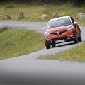 Peugeot 2008 contra Renault Captur