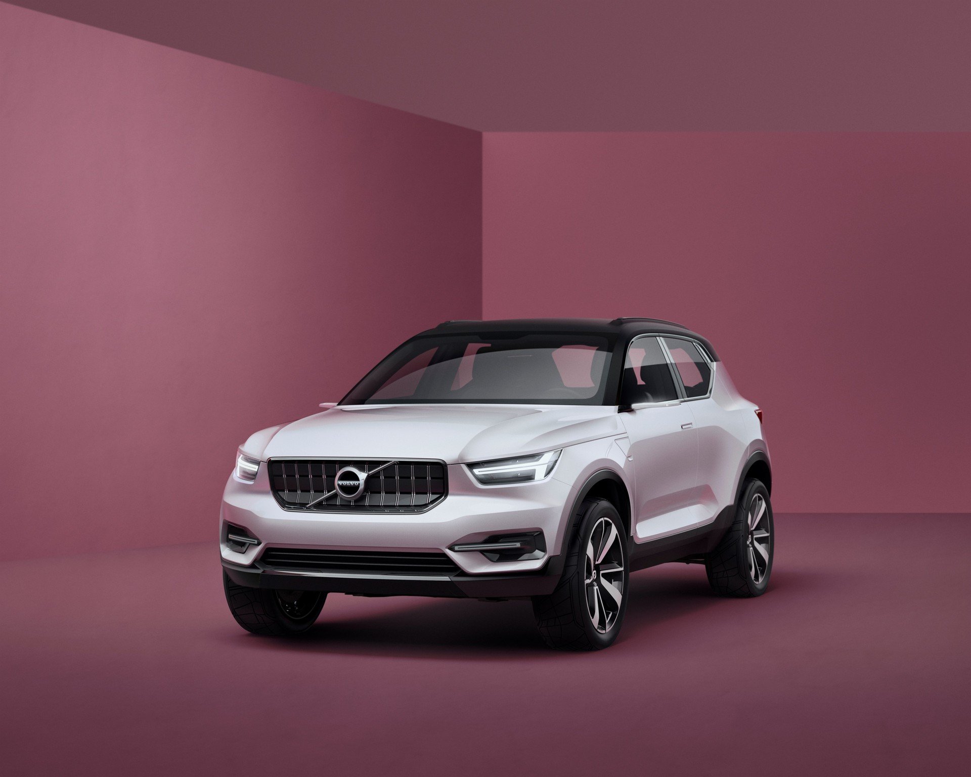 Volvo Serie 40: el futuro compacto de Volvo, híbrido y eléctrico  