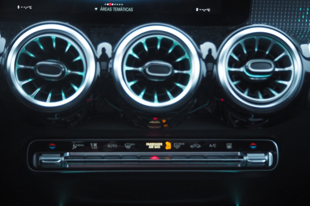 Prueba y opinión del Mercedes EQB: qué es, precio y autonomía
