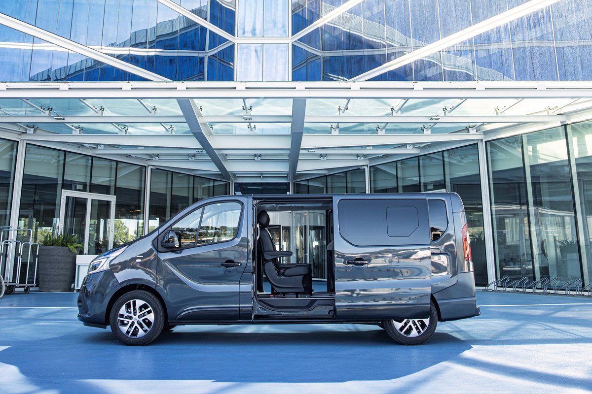 La nueva Renault Trafic estrena motores y diseño