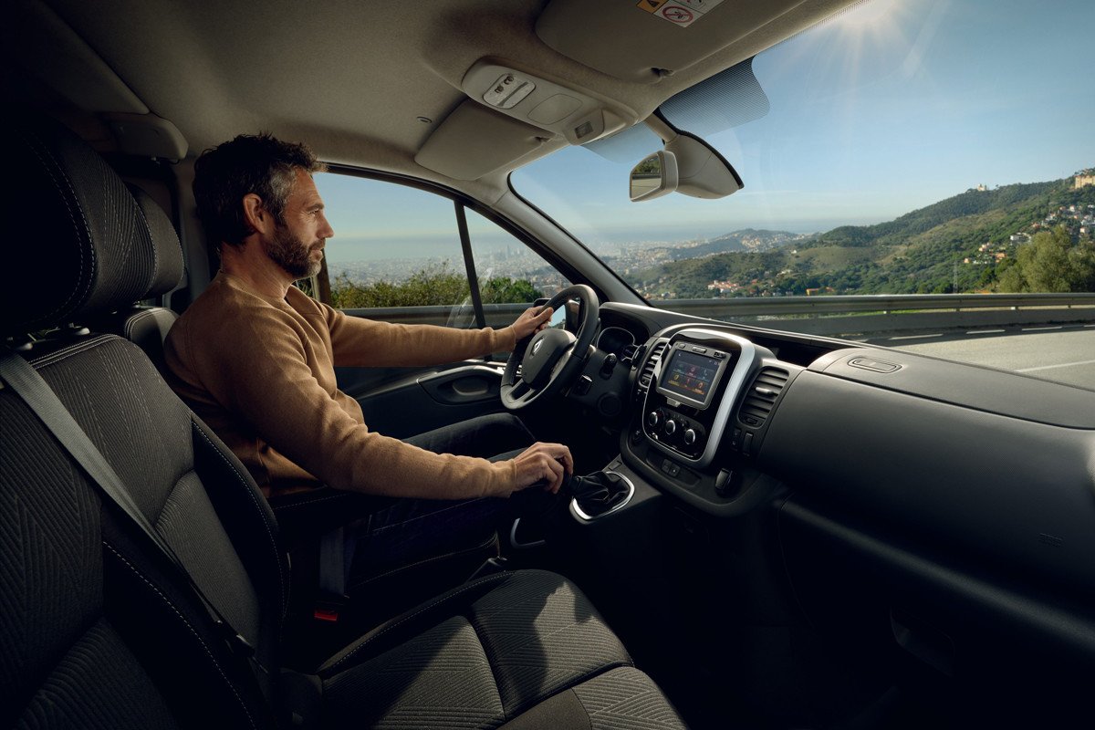 La nueva Renault Trafic estrena motores y diseño