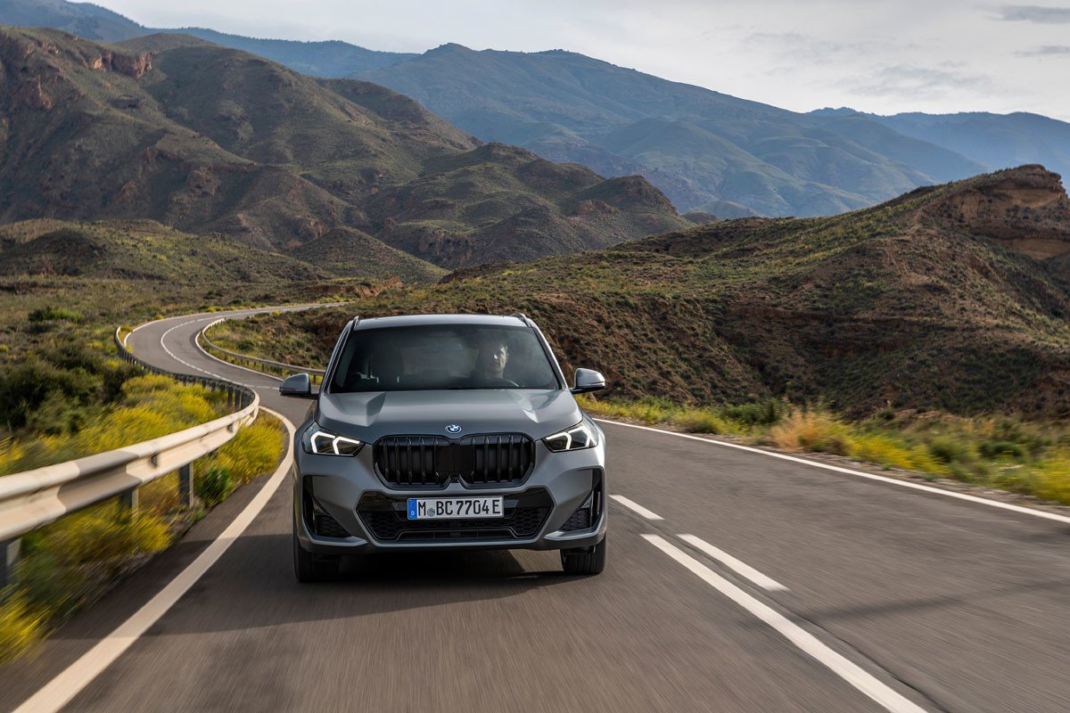 Prueba BMW X1 PHEV: precios y opinión de este BMW potente y con etiqueta Cero