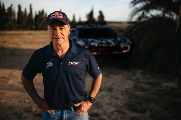 Ford ficha a Carlos Sainz para el Dakar 2025