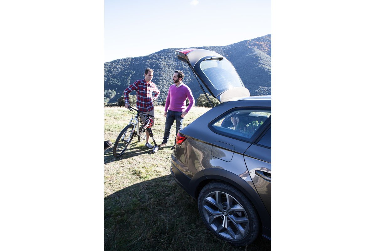 Seat León X-perience con dos embajadores de lujo: Daniel Molina y Mario Sandoval