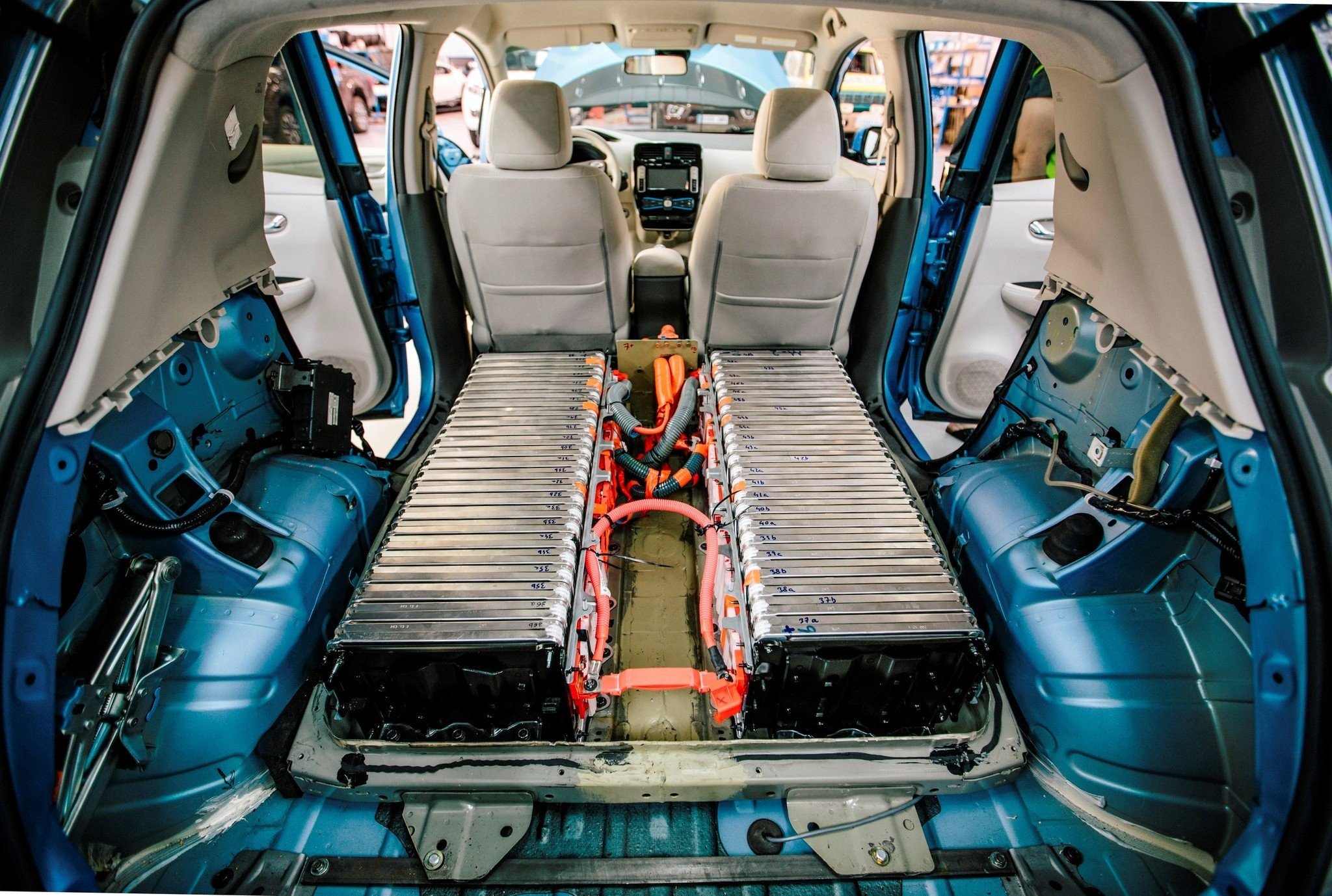 Empleados de Nissan construyen “Cocoon”, un prototipo de Leaf de 48 kWh