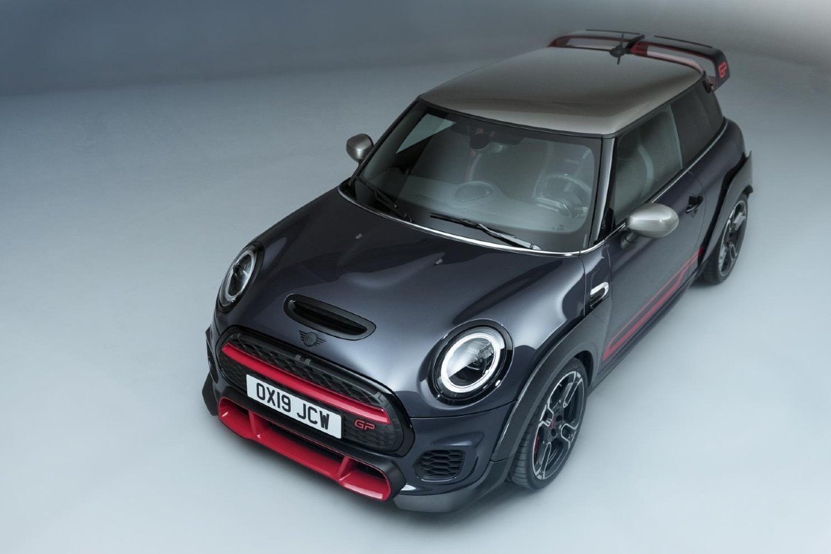 Mini John Cooper Works GP: más potencia, menos peso