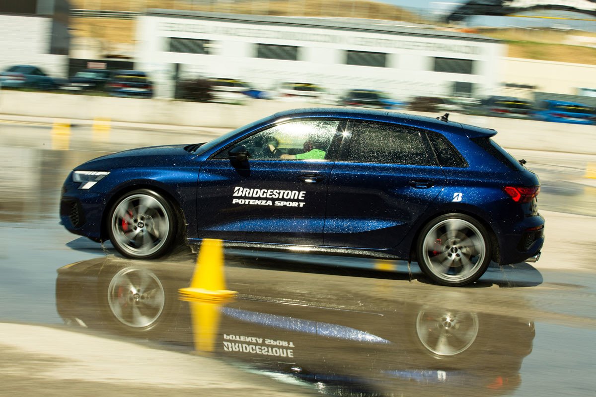 Prueba de los nuevos Bridgestone Potenza Sport: neumáticos de altas prestaciones