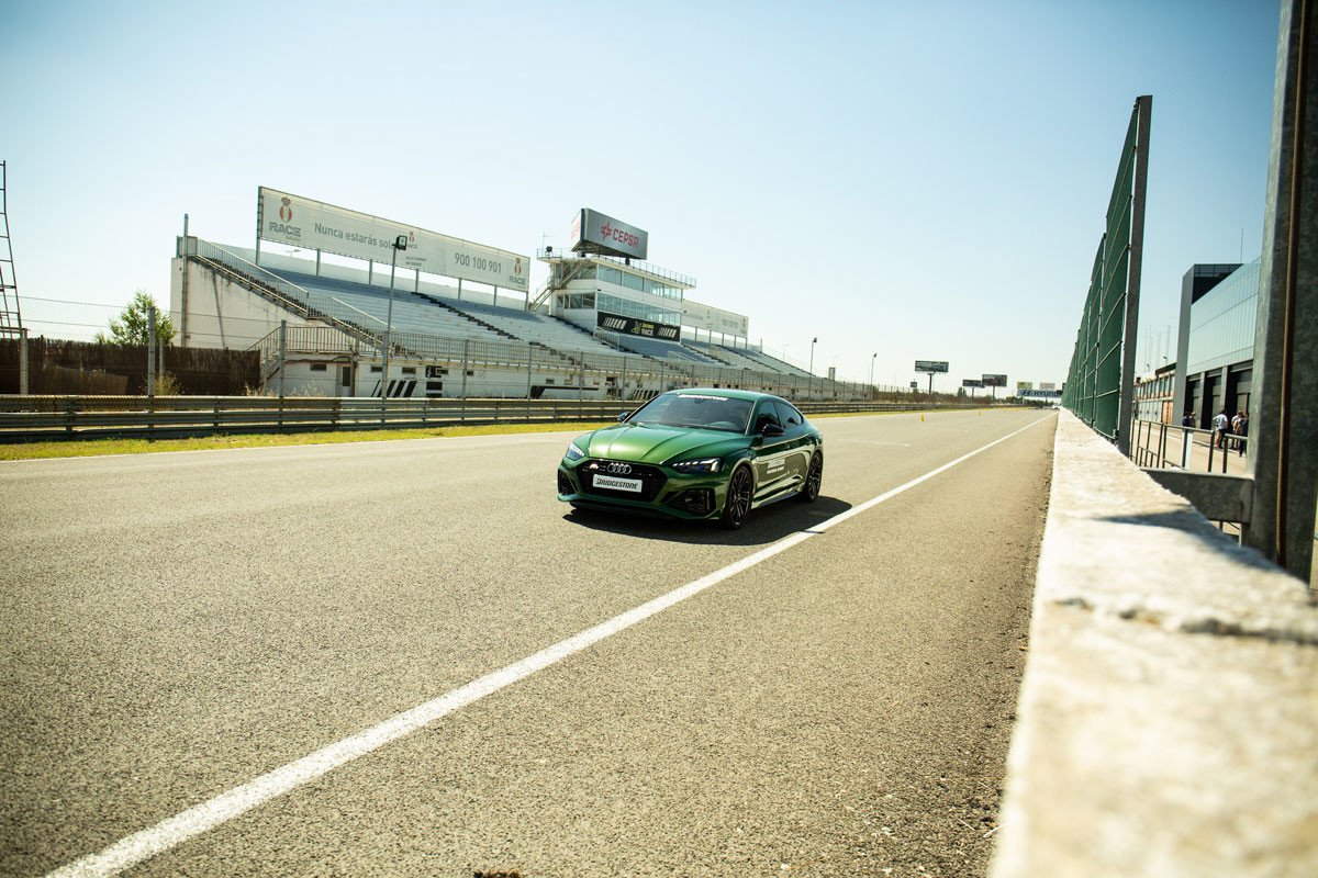 Prueba de los nuevos Bridgestone Potenza Sport: neumáticos de altas prestaciones