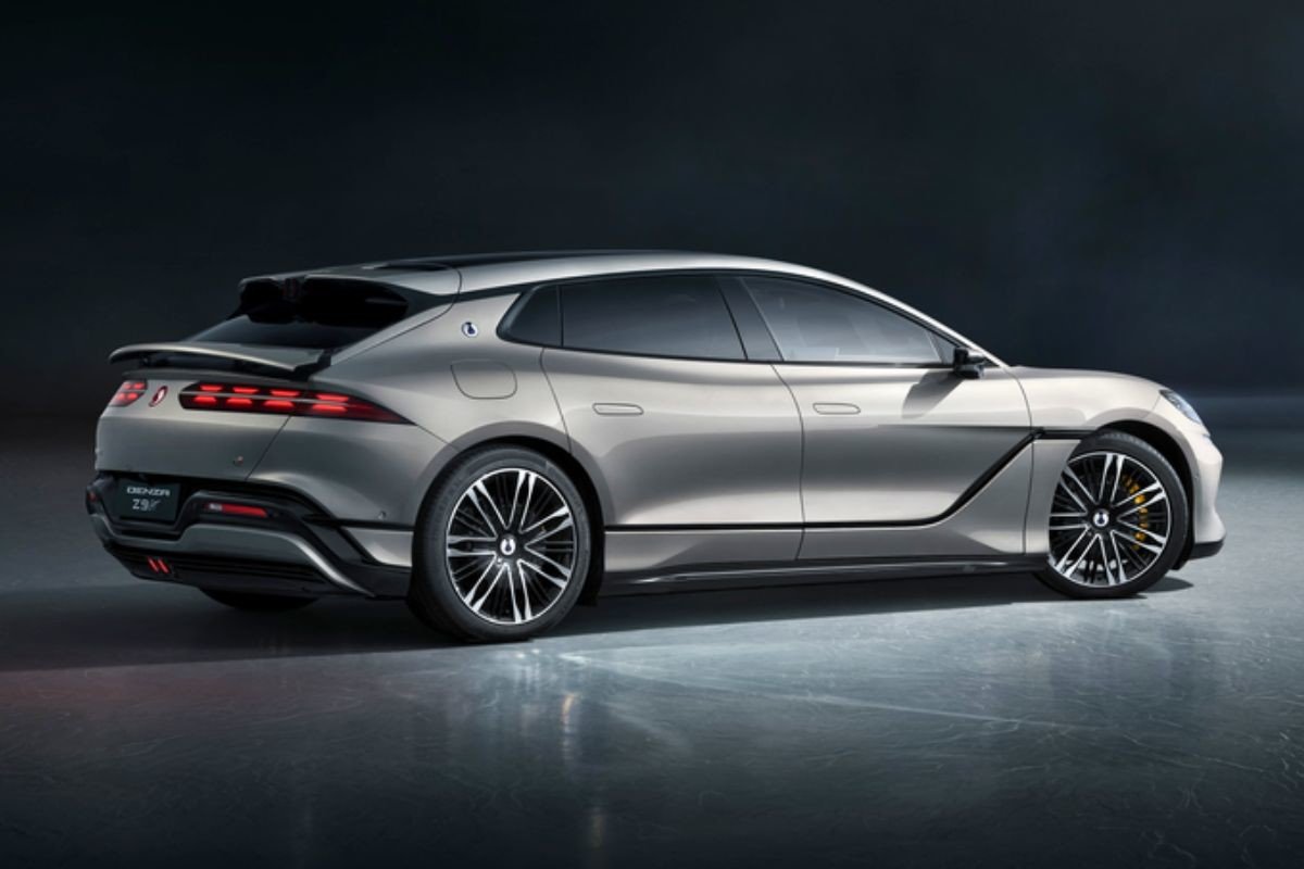 Denza Z9GT Trasera