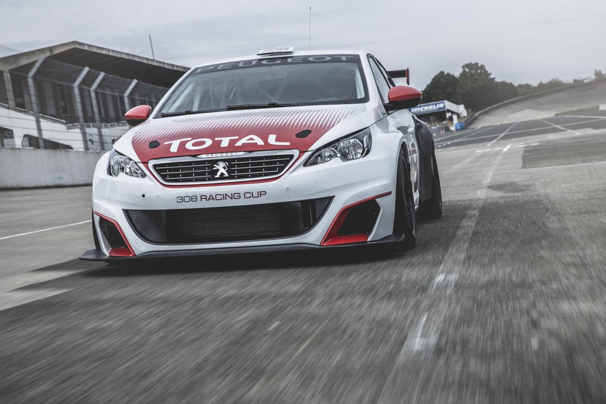 Peugeot 308 Racing Cup, el salto a los circuitos
