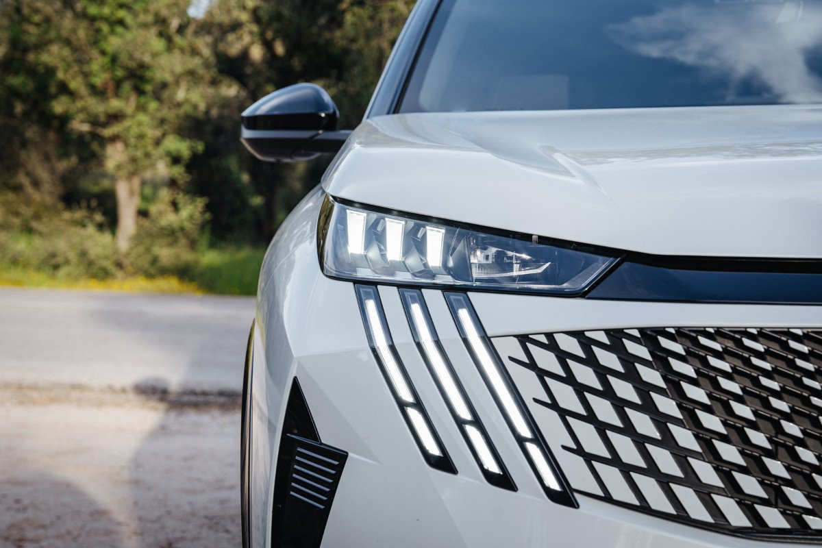 Peugeot e-3008
