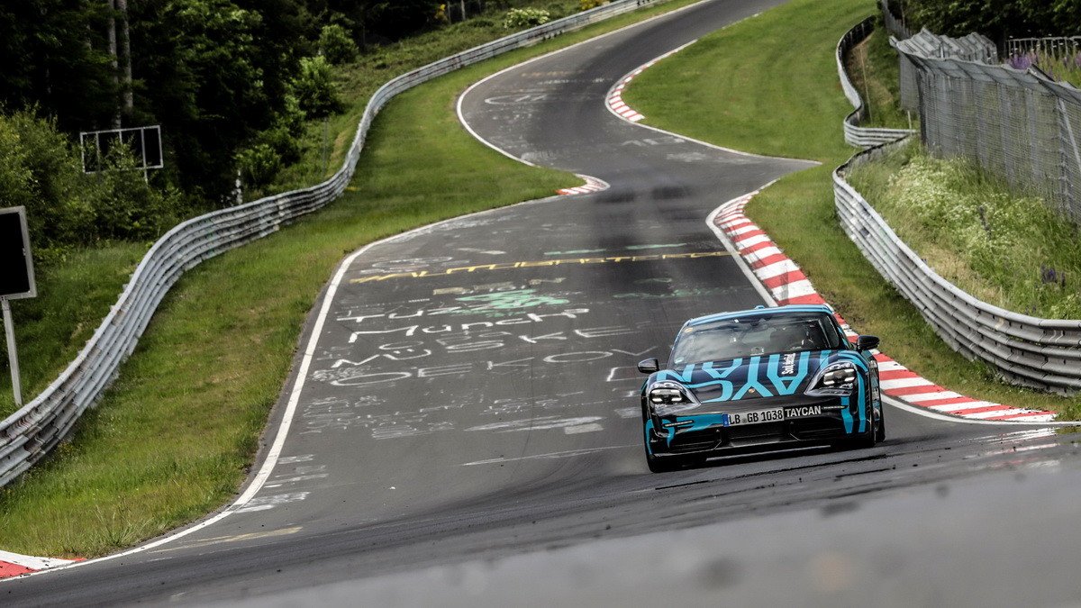 El Porsche Taycan bate un récord de velocidad en Nürburgring