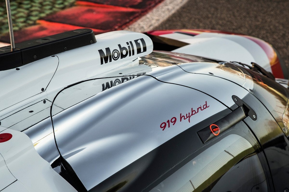 Así es el nuevo Porsche 919 Hybrid, el candidato al título
