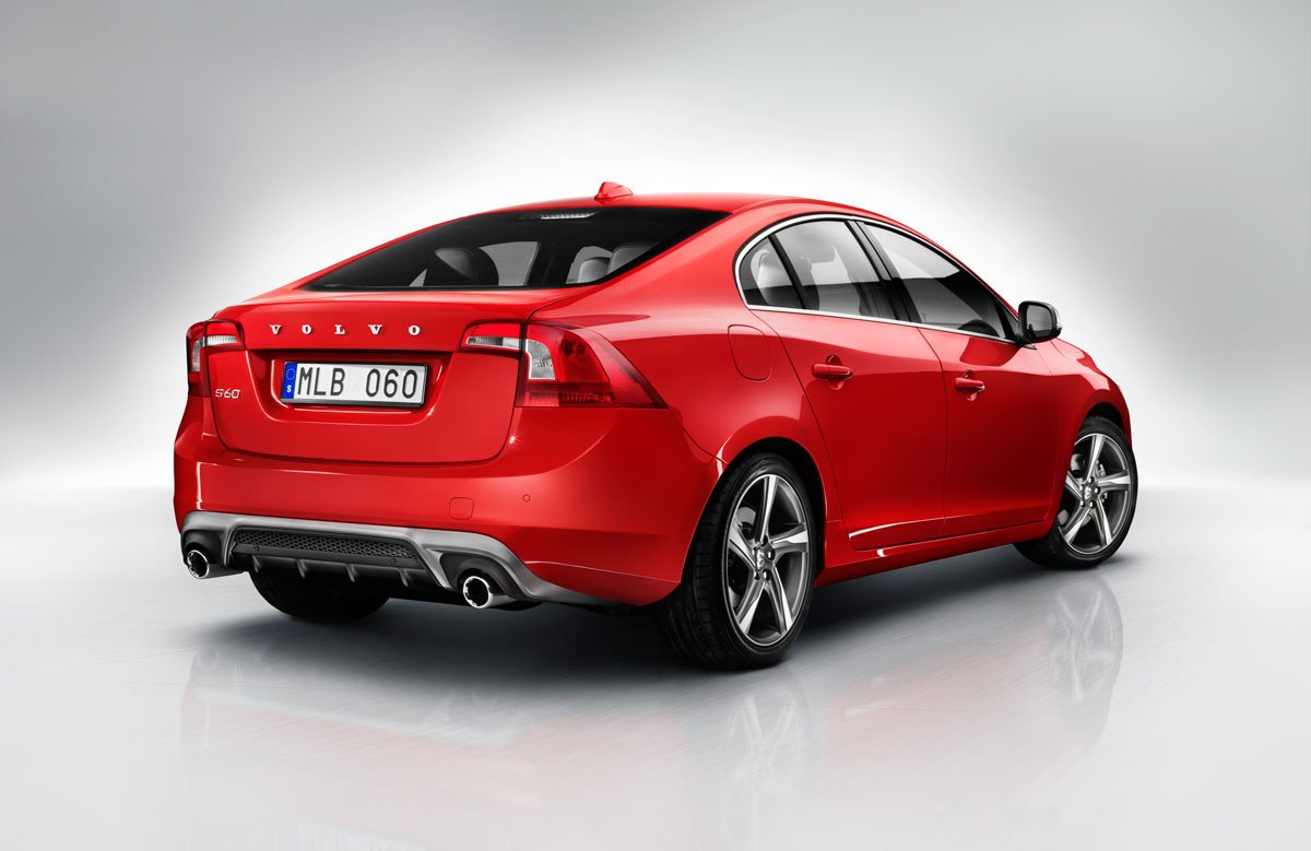 Los Volvo S60, V60 y XC60 ya tienen su versión R-Design