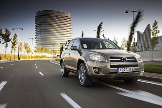 Casi dos millones de Toyota a revisión por un problema en el acelerador