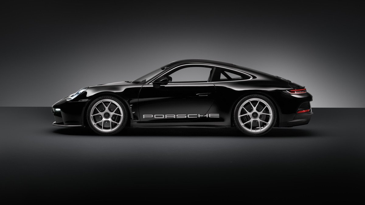 El 911 cumple 60 años y Porsche lo celebra con la serie especial S/T de 1.963 unidades