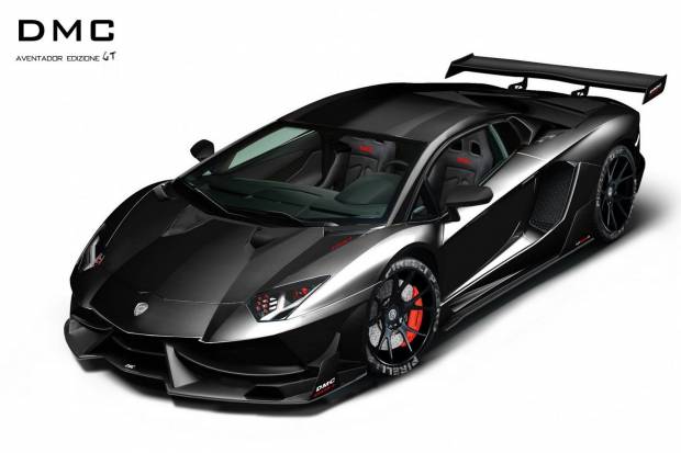 DMC la vuelve a liar preparando un Lamborghini Aventador