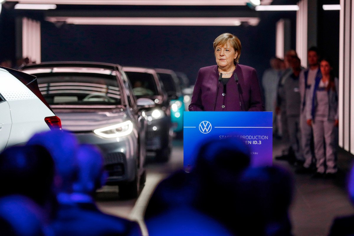 Vídeo: nos colamos en la fábrica de eléctricos más grande de Europa de Volkswagen