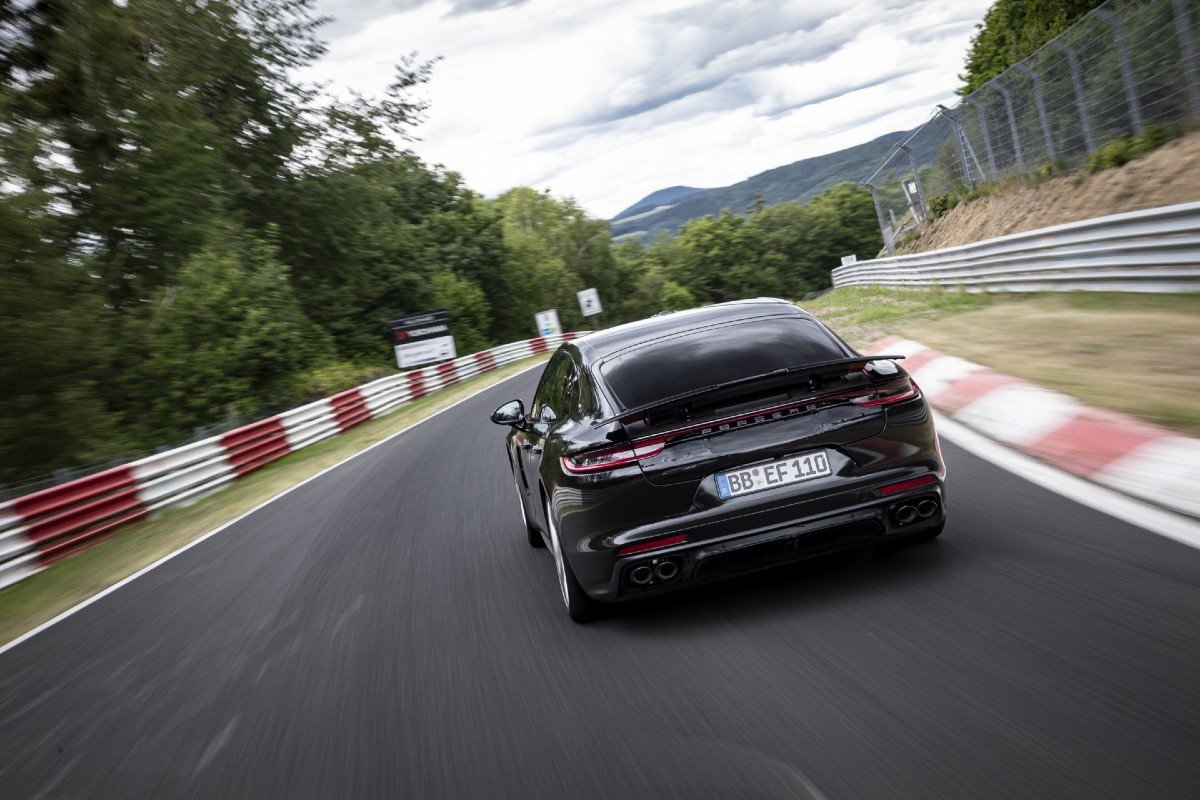 El nuevo Porsche Panamera firma un nuevo récord de velocidad en Nurburgring