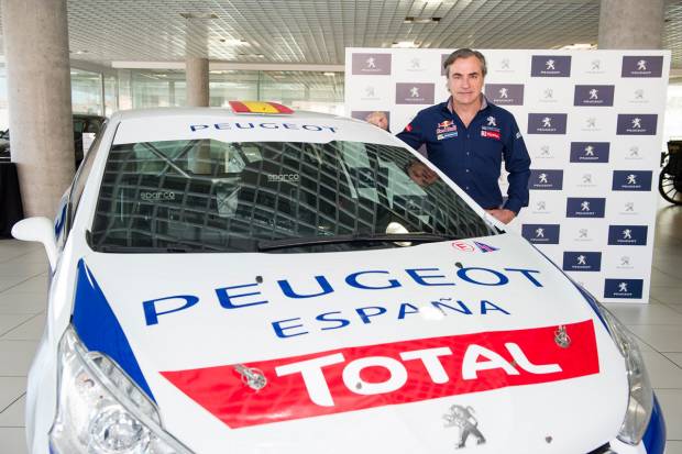 Carlos Sainz apadrina la vuelta de Peugeot España a los rallys