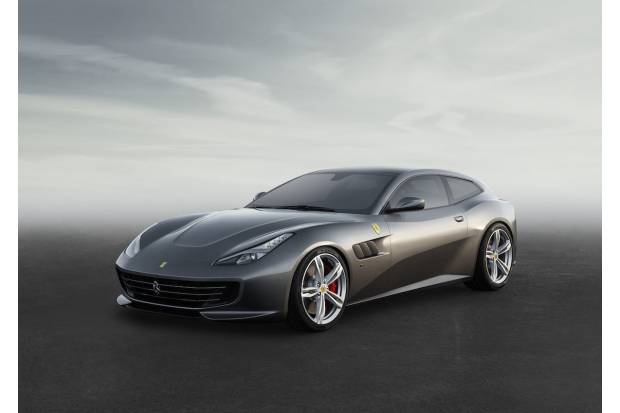 Nuevo Ferrari GTC4Lusso de 690 CV