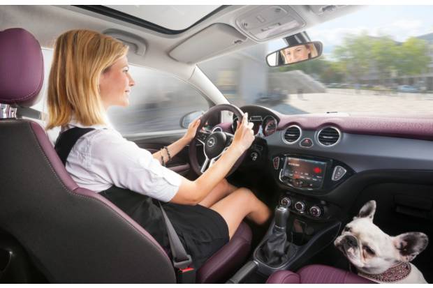 Conecta el nuevo Opel Adam a tu iPhone con Siri Eyes Free