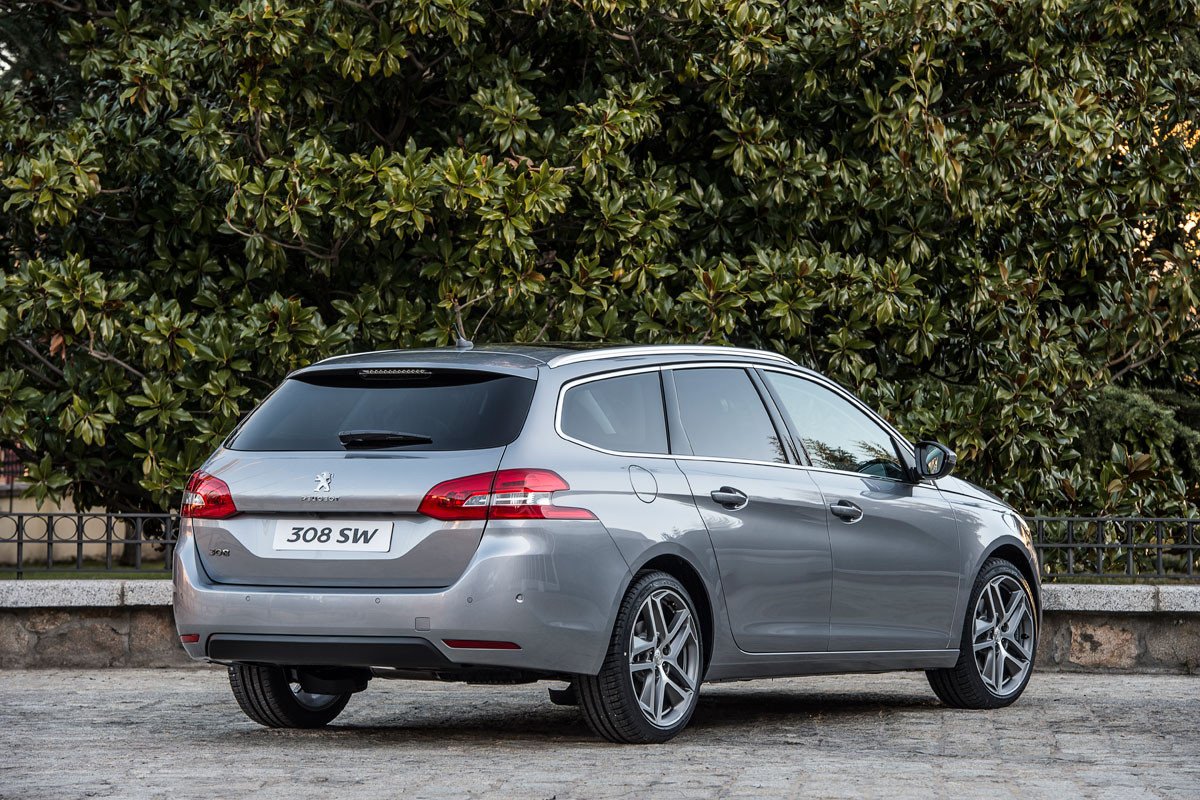 Nuevo Peugeot 308 SW, buscando la popularidad de los familiares